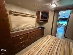 2008 Itasca Suncruiser 35L, $ 33,000