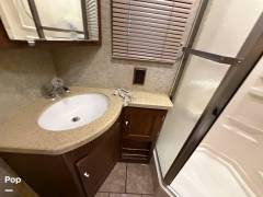2008 Itasca Suncruiser 35L, $ 33,000