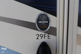 2018 Thor Motor Coach Freedom Elite 29FE, $ 54,000