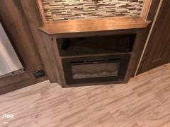 2019 Entegra Coach Emblem 36U, $ 94,950