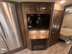 2019 Entegra Coach Emblem 36U, $ 94,950