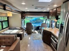 2019 Entegra Coach Emblem 36U, $ 94,950