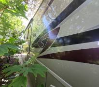 2008 Winnebago Destination 39W, $ 47,000