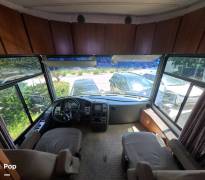 2008 Winnebago Destination 39W, $ 47,000