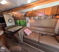 2008 Winnebago Destination 39W, $ 47,000