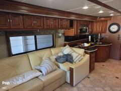 2011 Itasca Ellipse 42QD, $ 100,000