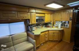 2006 Monaco Camelot 42DSQ, $ 70,001