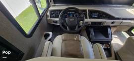 2021 Fleetwood Flair 29M, $ 63,000