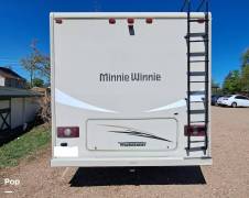 2017 Winnebago Minnie Winnie 31K, $ 44,300