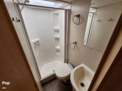 2017 Winnebago Fuse 23T, $ 41,000