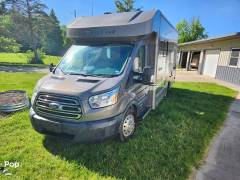 2017 Winnebago Fuse 23T, $ 41,000