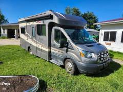 2017 Winnebago Fuse 23T, $ 41,000