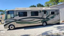 2005 Newmar Mountain Aire 3504, $ 35,000