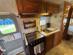 1988 Airstream Excella 25, $ 27,000