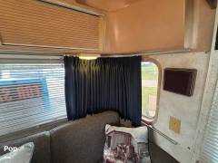 1988 Airstream Excella 25, $ 27,000