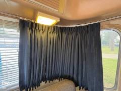 1988 Airstream Excella 25, $ 27,000