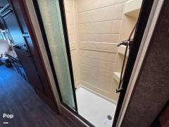 2013 Thor Motor Coach Windsport 32A, $ 57,000