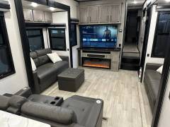 2023 KZ Durango Gold 391RKF, $ 79,400
