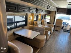 2018 Newmar Dutch Star 4369, $ 256,000