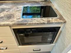 2023 Thor Motor Coach Vegas 24.3, $ 89,900