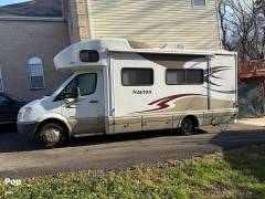 2012 Itasca Navion 24M, $ 72,300