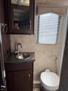2012 Itasca Navion 24M, $ 72,300