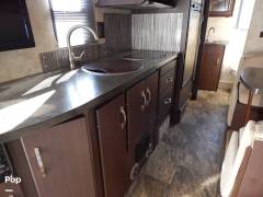2012 Itasca Navion 24M, $ 72,300