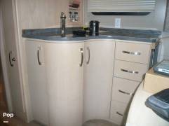 2015 Leisure Travel Unity 24TB, $ 69,999