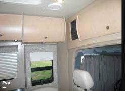 2015 Leisure Travel Unity 24TB, $ 69,999