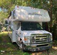 2011 Forest River Sunseeker 3010DS, $ 35,000