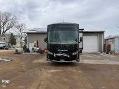 2017 Thor Motor Coach Palazzo 33.3, $ 82,500