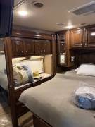 2017 Thor Motor Coach Palazzo 33.3, $ 82,500