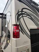 2017 Thor Motor Coach Palazzo 33.3, $ 82,500