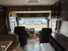 2017 Thor Motor Coach Palazzo 33.3, $ 82,500