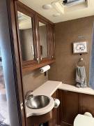 2017 Thor Motor Coach Palazzo 33.3, $ 82,500