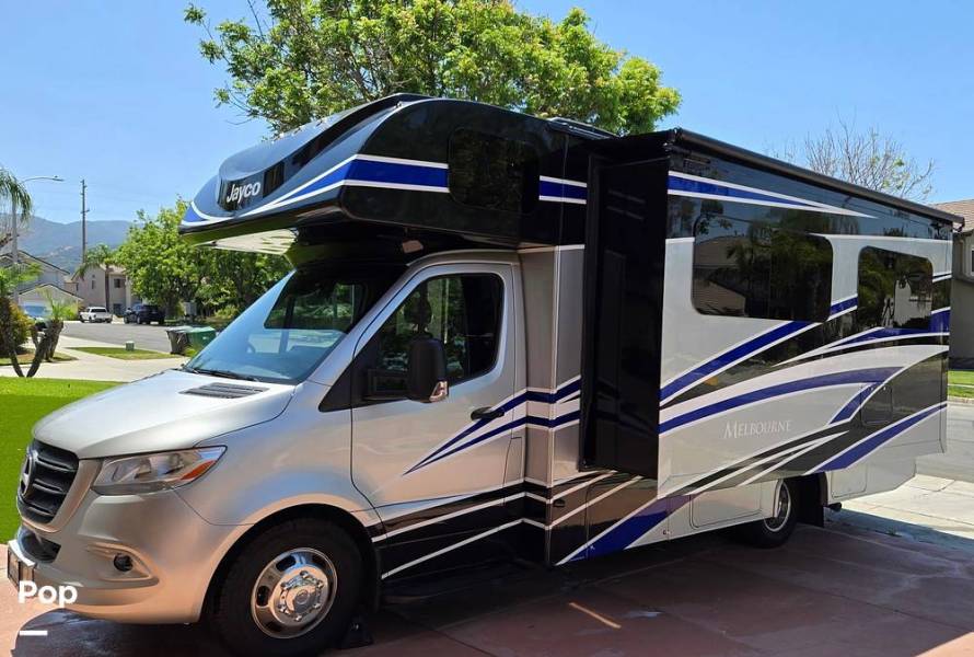 2022 Jayco Melbourne 24R, $ 90,000