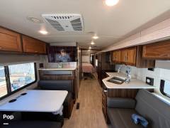 2020 Winnebago Sunstar 29V, $ 72,500