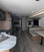 2022 Prime Time Avenger 27DBS, $ 22,000
