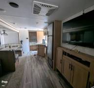 2022 Prime Time Avenger 27DBS, $ 22,000