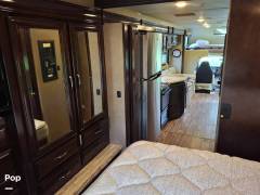 2017 Thor Motor Coach Quantum PD31, $ 57,500