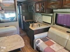 2017 Thor Motor Coach Quantum PD31, $ 57,500