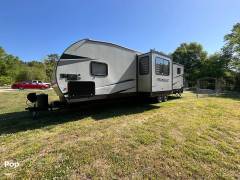 2022 Forest River Rogue 32V, $ 35,500