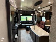 2020 Heartland ElkRidge 39MBHS, $ 38,000