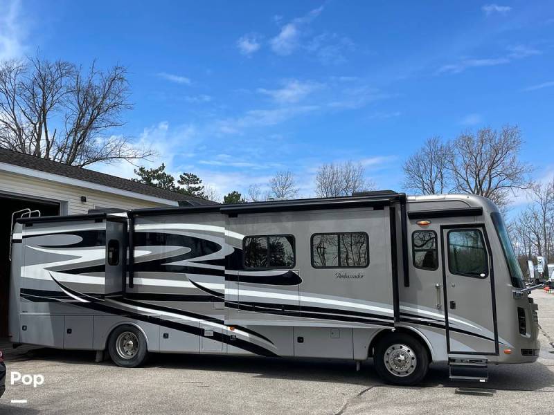 2014 Holiday Rambler Ambassador 38PFT, $ 96,500