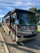 2014 Tiffin Allegro Breeze 32BR, $ 98,500
