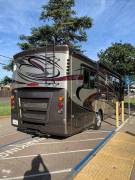 2014 Tiffin Allegro Breeze 32BR, $ 98,500
