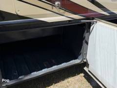 2013 Fleetwood Excursion 33A, $ 65,000