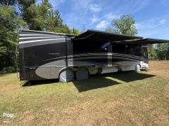 2013 Thor Motor Coach Tuscany 42WX, $ 129,900