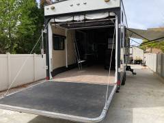 2017 Forest River Shockwave F33SAGDX, $ 30,500