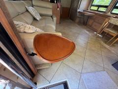 2014 Winnebago Adventurer 38Q, $ 51,000